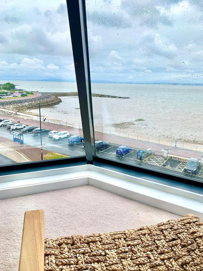Lovely 2 Bedroom Modern Loft Apartment Sea View Morecambe Exterior photo